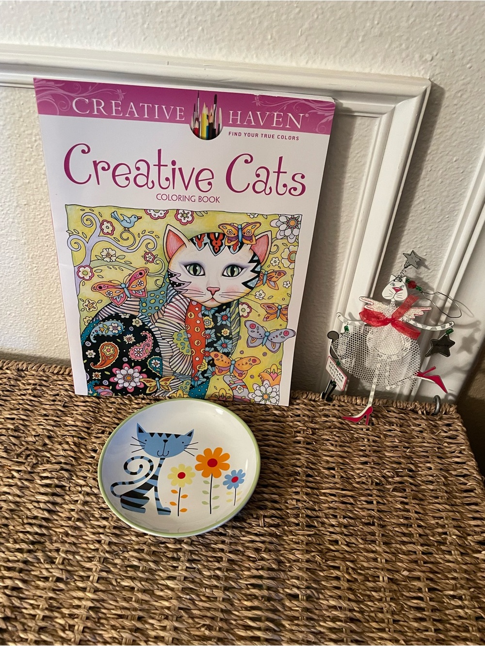Creative Cats Coloring Book Whisker City VTG Cat Trinket Dish Metal Cat Ornament